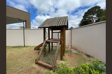 Apartamento para alugar com 47m², 2 quartos e 1 vaga Apartamento para alugar com 47m², 2 quartos e 1 vagaÁrea comum - Playground