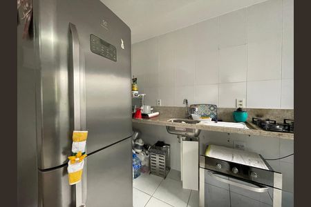 Apartamento para alugar com 47m², 2 quartos e 1 vaga Apartamento para alugar com 47m², 2 quartos e 1 vagaCozinha e Área de Serviço