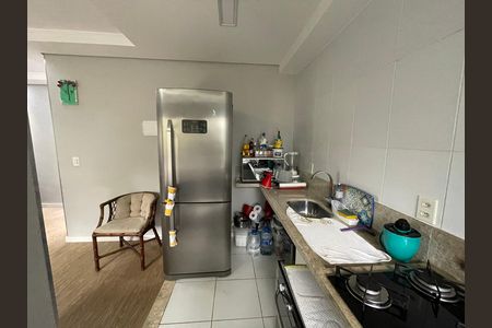 Apartamento para alugar com 47m², 2 quartos e 1 vaga Apartamento para alugar com 47m², 2 quartos e 1 vagaCozinha e Área de Serviço