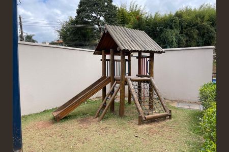 Apartamento para alugar com 47m², 2 quartos e 1 vaga Apartamento para alugar com 47m², 2 quartos e 1 vagaÁrea comum - Playground