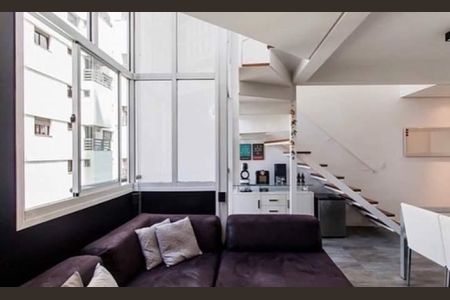 Casa à venda com 1 quarto, 300m² em Vila Lageado, São Paulo