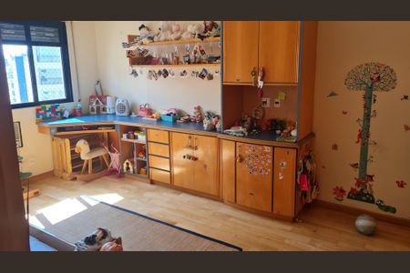 Apartamento à venda com 3 quartos, 210m² em Higienópolis, São Paulo