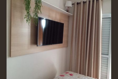 Casa à venda com 74m², 2 quartos e 1 vaga