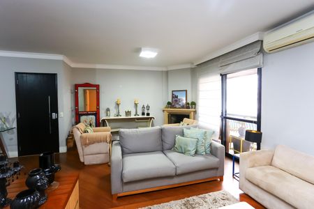 Sala de apartamento à venda com 3 quartos, 145m² em Real Parque, São Paulo
