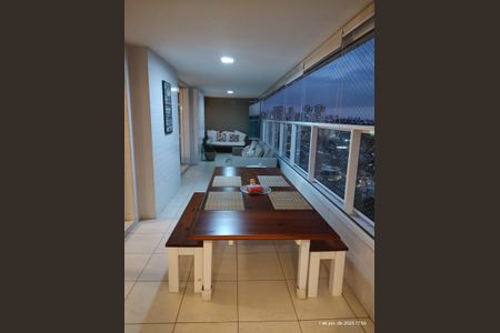 Apartamento à venda com 184m², 3 quartos e 2 vagas