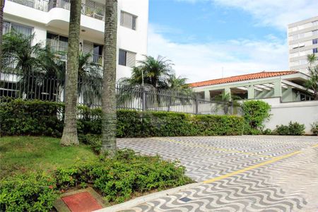 Apartamento à venda com 135m², 3 quartos e 3 vagas