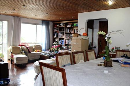 Apartamento à venda com 3 quartos, 135m² em Sumaré, São Paulo