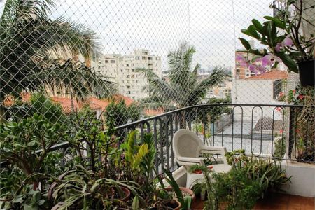 Apartamento à venda com 135m², 3 quartos e 3 vagas