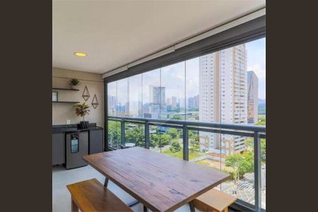Apartamento à venda com 68m², 2 quartos e 1 vaga