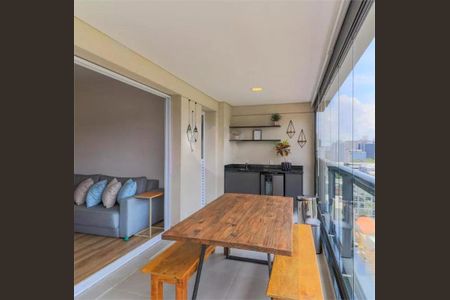 Apartamento à venda com 68m², 2 quartos e 1 vaga