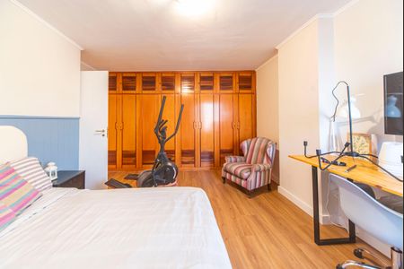 Apartamento à venda com 199m², 4 quartos e 2 vagasQuarto 2