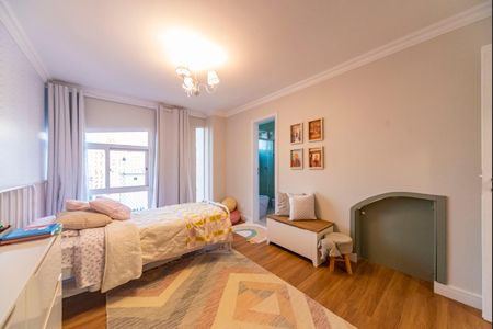 Apartamento à venda com 199m², 4 quartos e 2 vagasSuíte 2