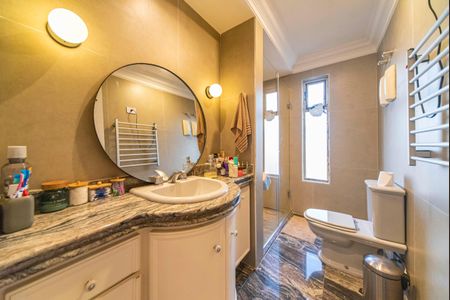 Apartamento à venda com 199m², 4 quartos e 2 vagasBanheiro Suíte