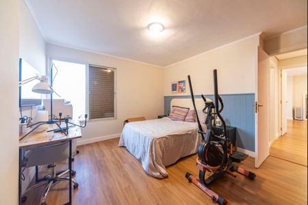 Apartamento à venda com 199m², 4 quartos e 2 vagasQuarto 2