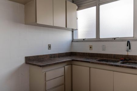 Apartamento à venda com 100m², 3 quartos e 2 vagas Apartamento à venda com 100m², 3 quartos e 2 vagasCozinha