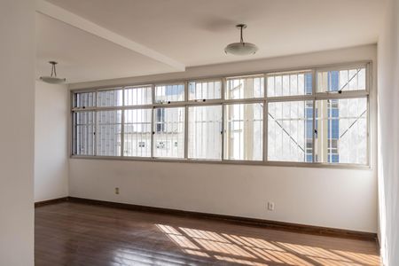 Apartamento à venda com 100m², 3 quartos e 2 vagas Apartamento à venda com 100m², 3 quartos e 2 vagasSala