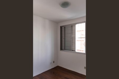 Apartamento à venda com 100m², 3 quartos e 2 vagas Apartamento à venda com 100m², 3 quartos e 2 vagasQuarto 3