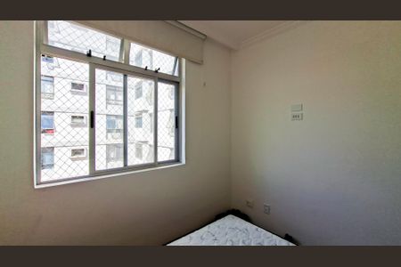 Apartamento para alugar com 85m², 3 quartos e 1 vaga Apartamento para alugar com 85m², 3 quartos e 1 vagaQuarto