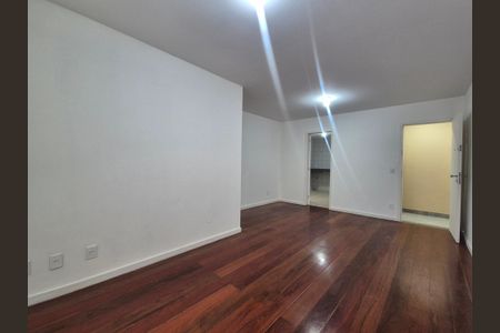 Apartamento para alugar com 115m², 2 quartos e 2 vagasSala