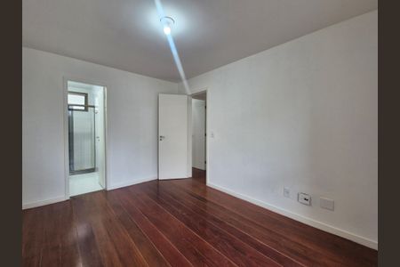 Apartamento para alugar com 115m², 2 quartos e 2 vagasSuíte