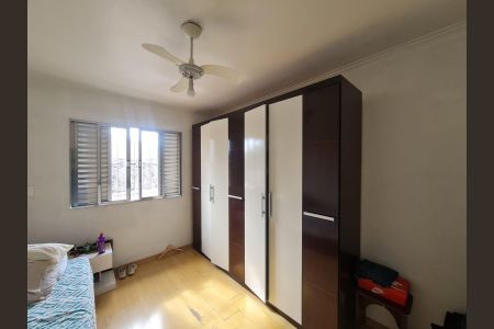 Casa à venda com 164m², 3 quartos e 3 vagas Casa à venda com 164m², 3 quartos e 3 vagasQuarto 2
