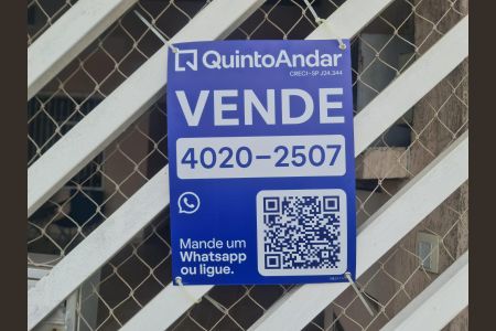 Casa à venda com 164m², 3 quartos e 3 vagas Casa à venda com 164m², 3 quartos e 3 vagasPlaquinha