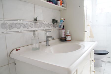 Casa à venda com 164m², 3 quartos e 3 vagasBanheiro Social