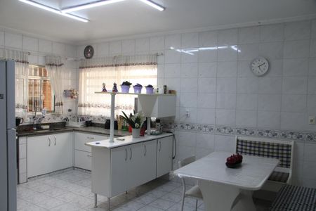 Casa à venda com 164m², 3 quartos e 3 vagasCozinha