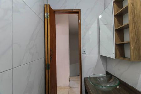 Casa à venda com 150m², 4 quartos e 2 vagas Casa à venda com 150m², 4 quartos e 2 vagasBanheiro