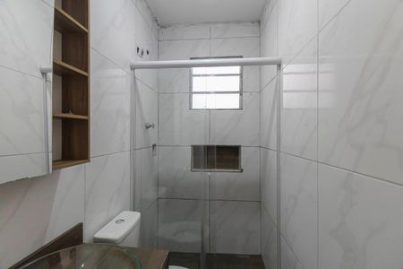 Casa à venda com 150m², 4 quartos e 2 vagas Casa à venda com 150m², 4 quartos e 2 vagasBanheiro