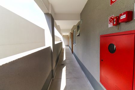 Apartamento à venda com 45m², 2 quartos e 1 vaga Apartamento à venda com 45m², 2 quartos e 1 vagaEntrada