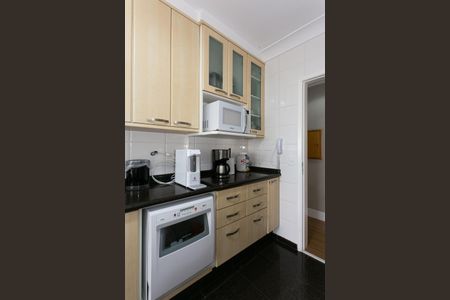 Apartamento à venda com 106m², 3 quartos e 2 vagasCozinha