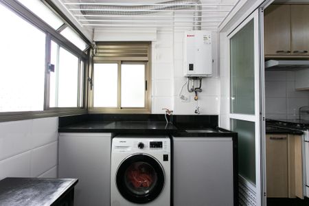 Apartamento à venda com 106m², 3 quartos e 2 vagasÁrea de Serviço