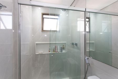 Apartamento à venda com 106m², 3 quartos e 2 vagasBanheiro da Suíte