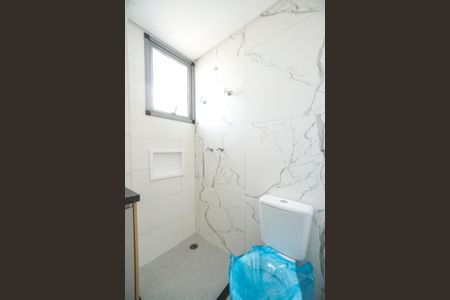 Apartamento para alugar com 45m², 2 quartos e sem vaga Apartamento para alugar com 45m², 2 quartos e sem vagaBanheiro