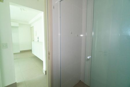 Banheiro de apartamento para alugar com 1 quarto, 44m² em Vila Clementino, São Paulo