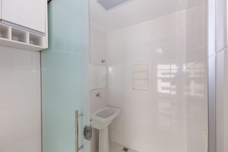 Apartamento para alugar com 70m², 2 quartos e 1 vagaÁrea de Serviço