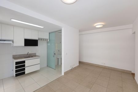Apartamento para alugar com 70m², 2 quartos e 1 vagaSala