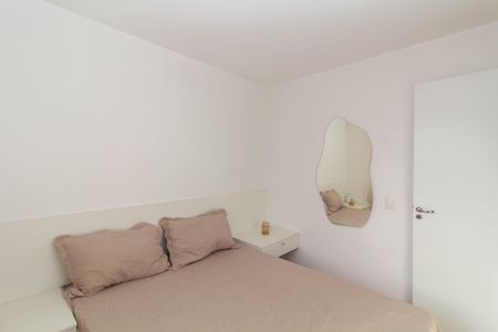 Quarto 1 de apartamento à venda com 2 quartos, 45m² em Itaquera, São Paulo