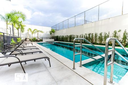 Apartamento à venda com 63m², 2 quartos e 1 vaga Apartamento à venda com 63m², 2 quartos e 1 vagaÁrea comum - Piscina