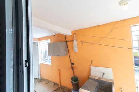 Vista do Quarto 1 de casa para alugar com 2 quartos, 65m² em Vila Nhocuné, São Paulo