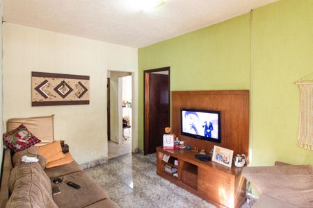 Sala de casa à venda com 4 quartos, 235m² em Vila Constança, São Paulo