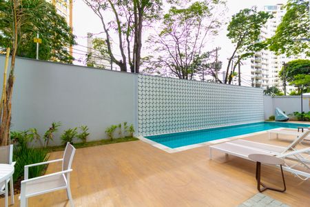 Apartamento à venda com 27m², 1 quarto e sem vaga Apartamento à venda com 27m², 1 quarto e sem vagaPiscina