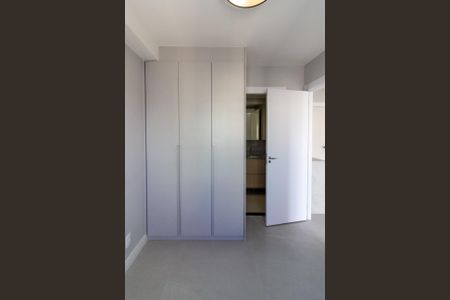 Quarto de apartamento à venda com 1 quarto, 27m² em Campo Belo, São Paulo