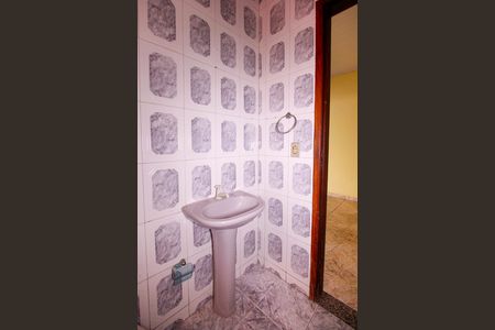 Casa de condomínio para alugar com 40m², 2 quartos e sem vagaBanheiro