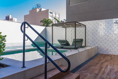 Studio à venda com 24m², 1 quarto e sem vagaÁrea comum - Piscina