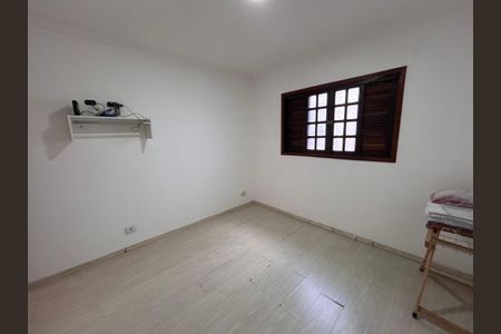 Casa à venda com 175m², 3 quartos e 2 vagas Casa à venda com 175m², 3 quartos e 2 vagasQuarto 3