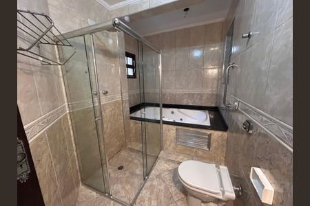 Casa à venda com 175m², 3 quartos e 2 vagas Casa à venda com 175m², 3 quartos e 2 vagasBanheiro da Suíte