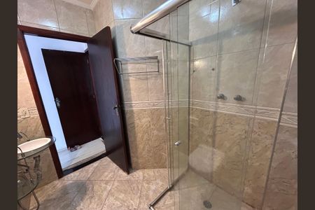 Casa à venda com 175m², 3 quartos e 2 vagas Casa à venda com 175m², 3 quartos e 2 vagasBanheiro da Suíte