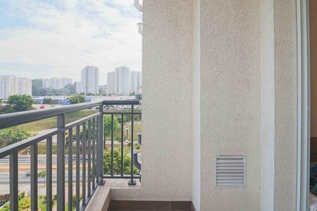 Apartamento para alugar com 67m², 3 quartos e 1 vaga Apartamento para alugar com 67m², 3 quartos e 1 vagaVaranda